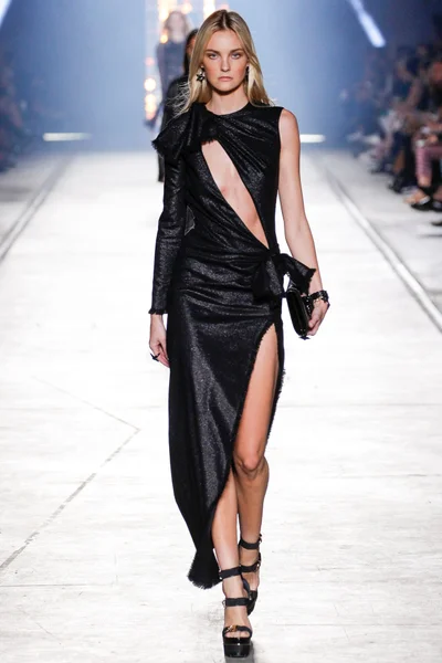 Look 47